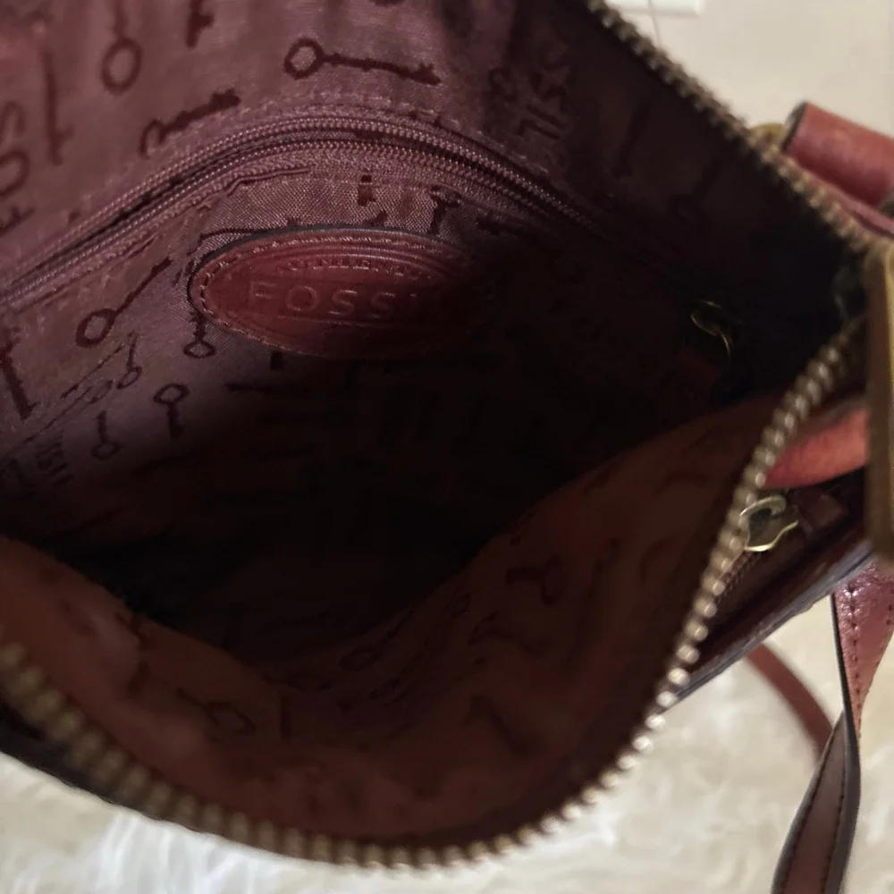 Women's Fossil Vintage Two-Tone Cognac Tan Leather Crossbody Bag Small‎ Size